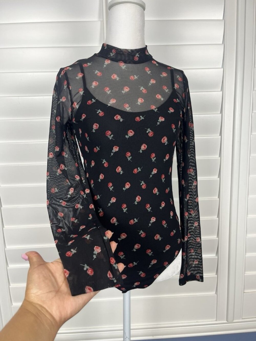 Hollister Black Floral Mesh Mock Neck Long Sleeve Bodysuit Sheer Fitted Top S